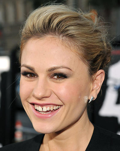This is an image of Photograph & Poster of Anna Paquin 285454