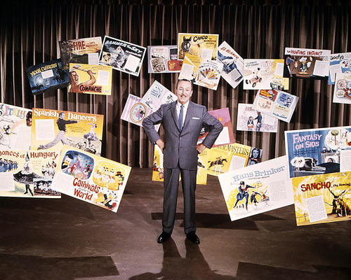 This is an image of Photograph & Poster of Walt Disney 290834