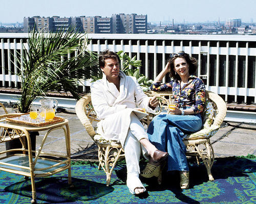 This is an image of Photograph & Poster of Natalie Wood and Robert Wagner 291977
