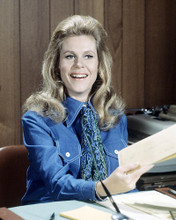 This is an image of Photograph & Poster of Elizabeth Montgomery 291987