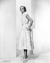 This is an image of Photograph & Poster of Grace Kelly 199915