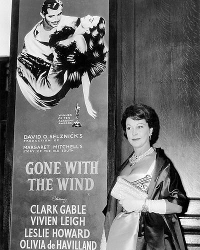 This is an image of Photograph & Poster of Gone with the Wind 199640