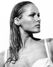 This is an image of Photograph & Poster of Ursula Andress 199598