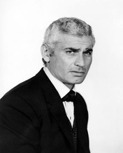 This is an image of Photograph & Poster of Jeff Chandler 199572