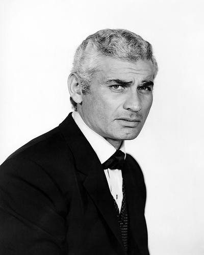 This is an image of Photograph & Poster of Jeff Chandler 199572