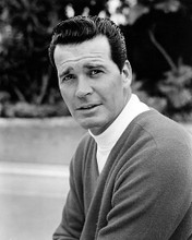This is an image of Photograph & Poster of James Garner 199579