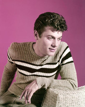 This is an image of Photograph & Poster of Tony Curtis 291421
