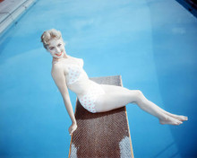 This is an image of Photograph & Poster of Shirley Jones 291432