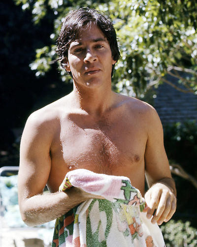 This is an image of Photograph & Poster of Richard Hatch 292052