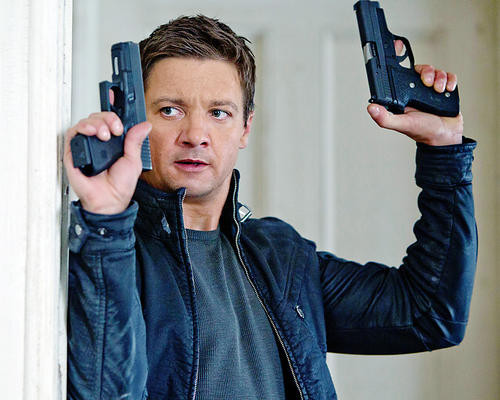 This is an image of Photograph & Poster of Jeremy Renner 292148