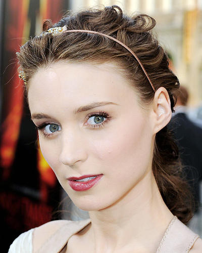 This is an image of Photograph & Poster of Rooney Mara 292202