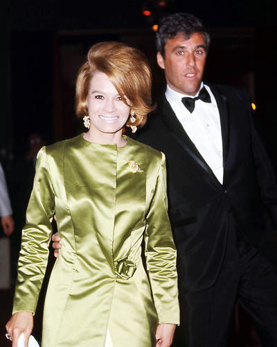 This is an image of Photograph & Poster of Angie Dickinson 292255