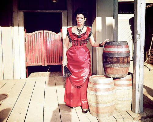 This is an image of Photograph & Poster of Jane Russell 292599