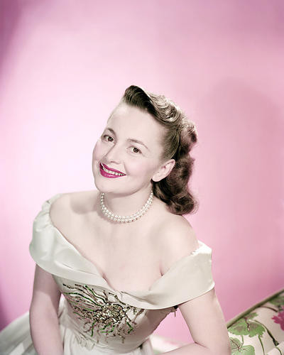This is an image of Photograph & Poster of Olivia De Havilland 293037