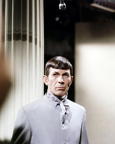 This is an image of Photograph & Poster of Leonard Nimoy 293350
