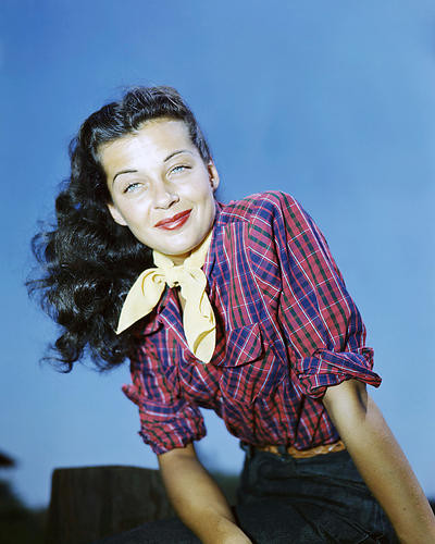 This is an image of Photograph & Poster of Gail Russell 293773
