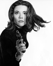 This is an image of Photograph & Poster of Diana Rigg 175810