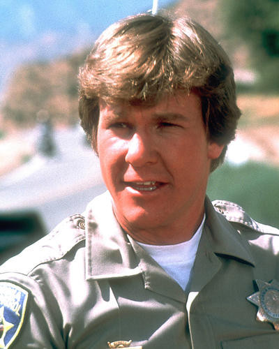 This is an image of Photograph & Poster of Larry Wilcox 278410