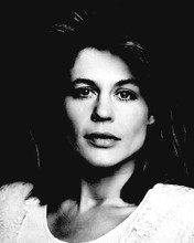 This is an image of Photograph & Poster of Linda Hamilton 188780