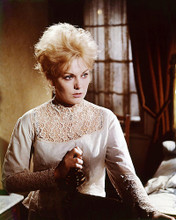 This is an image of Photograph & Poster of Kim Novak 294445