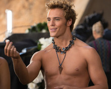 This is an image of Photograph & Poster of Sam Claflin 295539