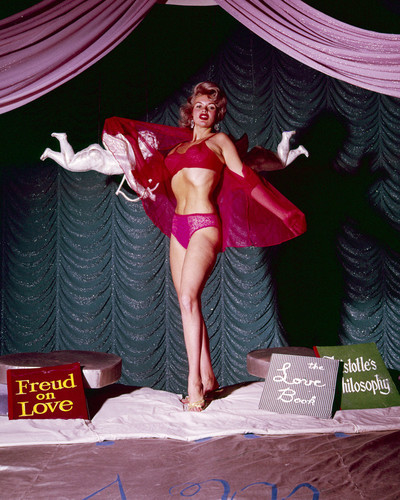 This is an image of Photograph & Poster of Jayne Mansfield 297786