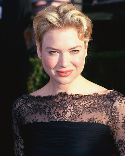 This is an image of Photograph & Poster of Renee Zellweger 255164