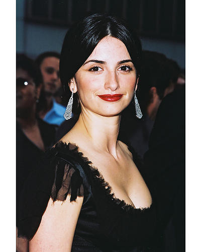 This is an image of Photograph & Poster of Penelope Cruz 253244
