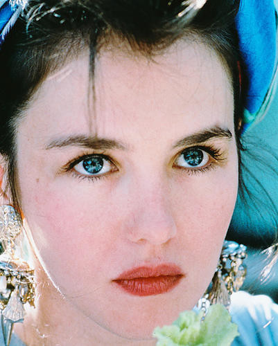 This is an image of Photograph & Poster of Isabelle Adjani 234441