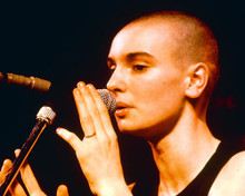 This is an image of Photograph & Poster of Sinead O'Connor 267464