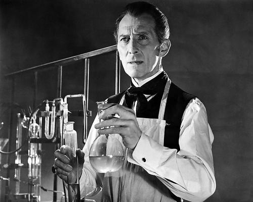 This is an image of Photograph & Poster of Peter Cushing 196471