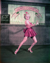 This is an image of Photograph & Poster of Betty Grable 286340