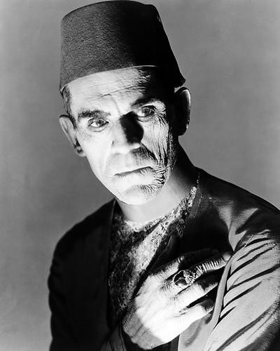 This is an image of Photograph & Poster of Boris Karloff 195930