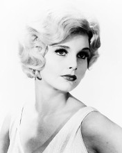 This is an image of Photograph & Poster of Carroll Baker 195970