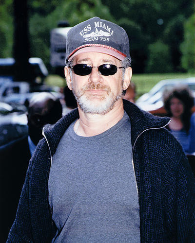 This is an image of Photograph & Poster of Steven Spielberg 286557