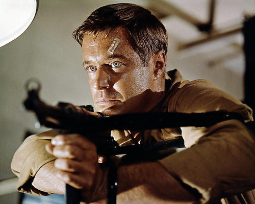 This is an image of Photograph & Poster of George Peppard 286460
