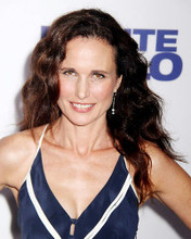 This is an image of Photograph & Poster of Andie Macdowell 286730