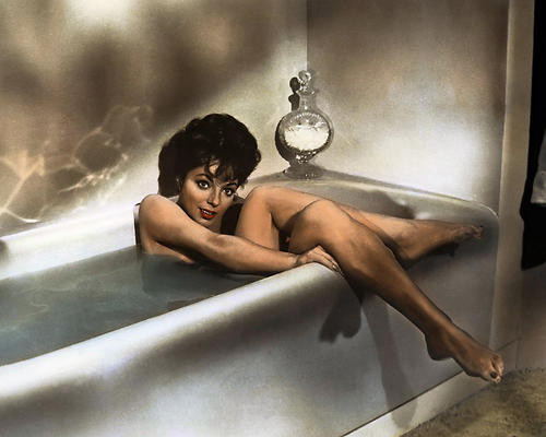 This is an image of Photograph & Poster of Joan Collins 286959