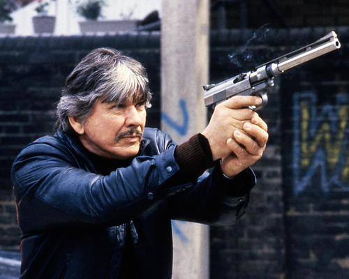 This is an image of Photograph & Poster of Charles Bronson 287159