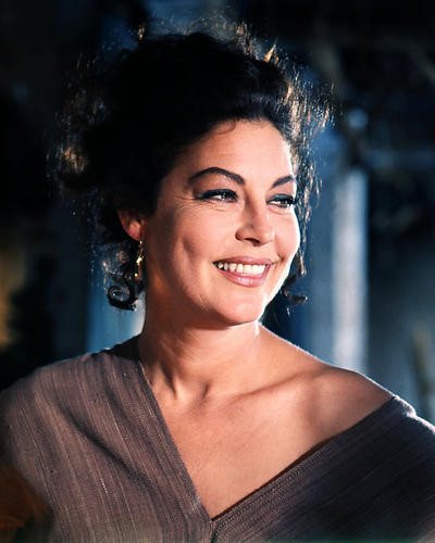 This is an image of Photograph & Poster of Ava Gardner 287163