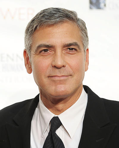 This is an image of Photograph & Poster of George Clooney 287315