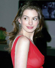 This is an image of Photograph & Poster of Anne Hathaway 287115