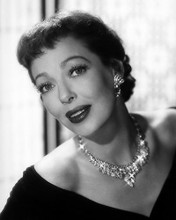 This is an image of Photograph & Poster of Loretta Young 196556