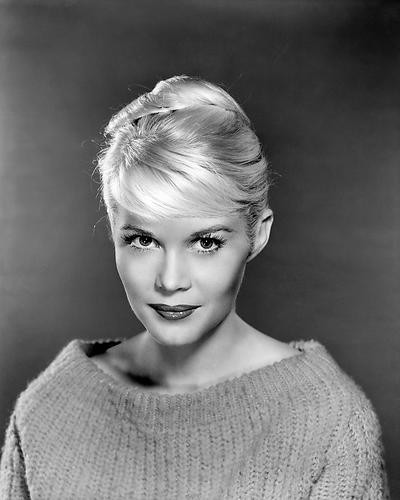 This is an image of Photograph & Poster of Dorothy Provine 196633