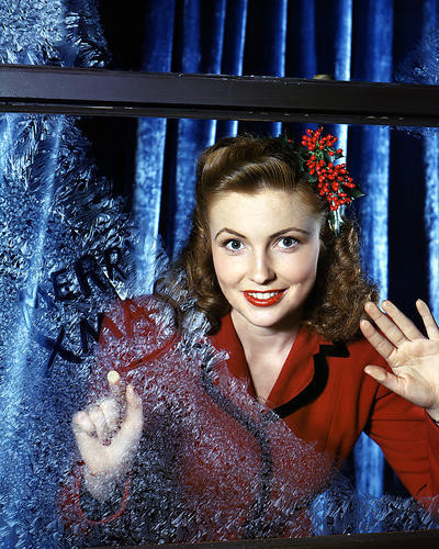 This is an image of Photograph & Poster of Joan Leslie 287241