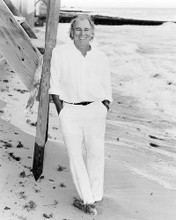 This is an image of Photograph & Poster of Jimmy Buffett 196660