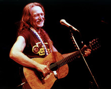 This is an image of Photograph & Poster of Willie Nelson 287628