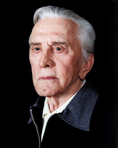 This is an image of Photograph & Poster of Kirk Douglas 287655