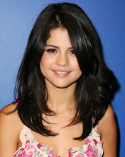 This is an image of Photograph & Poster of Selena Gomez 287540