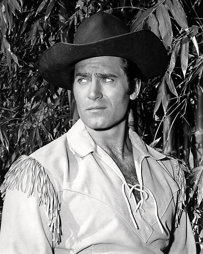 This is an image of Photograph & Poster of Clint Walker 196944